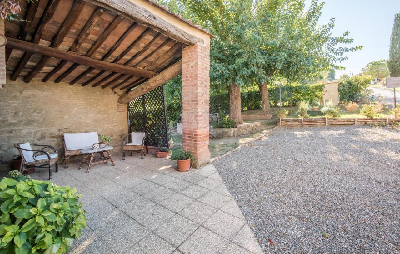 Gorgeous Home In Montalcino With Kitchen Екстериор снимка