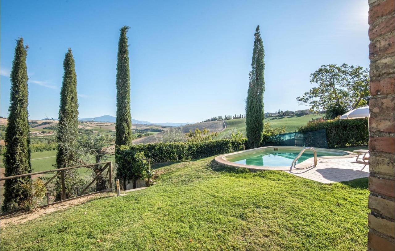 Gorgeous Home In Montalcino With Kitchen Екстериор снимка